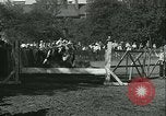 Standbild junge Kinder reiten Pferde Kansas City Missouri USA, 1934, aus Sekunde 55 historischem Filmmaterial Videoclip 65675022443