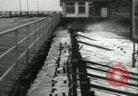 Standbild storm Wimpern Atlantikküste Norfolk Virginia USA, 1933, aus Sekunde 56 historischem Filmmaterial Videoclip 65675022451