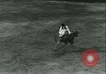 Immagine di La corrida Mont-De-Marsan Francia, 1933, secondo 27 filmato di repertorio 65675022452