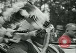 Standbild Präsident Roosevelt mit Pfadfindern Ten Mile River New York USA, 1933, aus Sekunde 37 historischem Filmmaterial Videoclip 65675022453