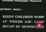 Standbild frische Luft Camp Sommer Camp für Kinder aus armen Familien Sylvan Lake Michigan USA, 1933, aus Sekunde 8 historischem Filmmaterial Videoclip 65675022459