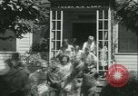 Standbild frische Luft Camp Sommer Camp für Kinder aus armen Familien Sylvan Lake Michigan USA, 1933, aus Sekunde 16 historischem Filmmaterial Videoclip 65675022459