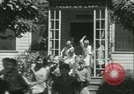 Standbild frische Luft Camp Sommer Camp für Kinder aus armen Familien Sylvan Lake Michigan USA, 1933, aus Sekunde 17 historischem Filmmaterial Videoclip 65675022459