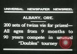 Image des jumeaux identiques tournoi Albany New York USA, 1931, de la seconde 3 séquences d'archives historiques vidéo 65675022463