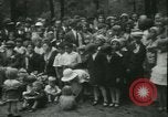 Image des jumeaux identiques tournoi Albany New York USA, 1931, de la seconde 14 séquences d'archives historiques vidéo 65675022463