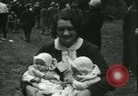 Image des jumeaux identiques tournoi Albany New York USA, 1931, de la seconde 43 séquences d'archives historiques vidéo 65675022463