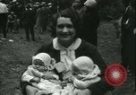 Image des jumeaux identiques tournoi Albany New York USA, 1931, de la seconde 44 séquences d'archives historiques vidéo 65675022463
