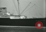 Standbild Hollywood Film Magnat Carl Laemmle an Bord des Schiffes Europa New York City USA, 1931, aus Sekunde 16 historischem Filmmaterial Videoclip 65675022464