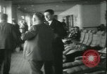 Standbild Hollywood Film Magnat Carl Laemmle an Bord des Schiffes Europa New York City USA, 1931, aus Sekunde 36 historischem Filmmaterial Videoclip 65675022464
