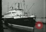 Standbild Hollywood Film Magnat Carl Laemmle an Bord des Schiffes Europa New York City USA, 1931, aus Sekunde 41 historischem Filmmaterial Videoclip 65675022464