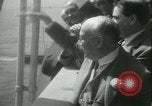Standbild Hollywood Film Magnat Carl Laemmle an Bord des Schiffes Europa New York City USA, 1931, aus Sekunde 51 historischem Filmmaterial Videoclip 65675022464