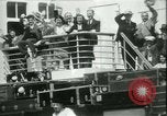 Standbild Hollywood Film Magnat Carl Laemmle an Bord des Schiffes Europa New York City USA, 1931, aus Sekunde 55 historischem Filmmaterial Videoclip 65675022464