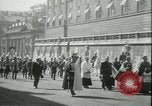 Standbild Admiral Horthy und zählen Karyoli Budapest Ungarn, 1931, aus Sekunde 35 historischem Filmmaterial Videoclip 65675022466