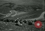 Standbild Chuck Myers auto race Pikes Peak Colorado USA, 1931, aus Sekunde 26 historischem Filmmaterial Videoclip 65675022467
