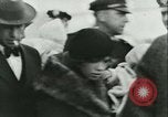 Standbild illegale Einwanderer abgeschoben über Ellis Island Communipaw New Jersey USA, 1931, aus Sekunde 40 historischem Filmmaterial Videoclip 65675022469