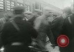 Standbild illegale Einwanderer abgeschoben über Ellis Island Communipaw New Jersey USA, 1931, aus Sekunde 43 historischem Filmmaterial Videoclip 65675022469