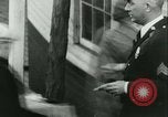Standbild illegale Einwanderer abgeschoben über Ellis Island Communipaw New Jersey USA, 1931, aus Sekunde 54 historischem Filmmaterial Videoclip 65675022469