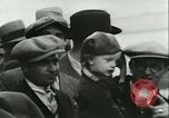Standbild illegale Einwanderer abgeschoben über Ellis Island Communipaw New Jersey USA, 1931, aus Sekunde 57 historischem Filmmaterial Videoclip 65675022469