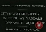 Standbild Los Angeles Aquädukt Pipeline Jawbone Canyon, 1931, aus Sekunde 1 historischem Filmmaterial Videoclip 65675022470