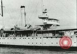 Standbild USS Sacramento rescue Balboa Canal Zone, 1931, aus Sekunde 11 historischem Filmmaterial Videoclip 65675022472