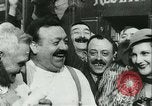 Standbild jährliche Wein Rennen Paris Frankreich, 1931, aus Sekunde 42 historischem Filmmaterial Videoclip 65675022474