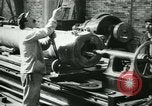 Standbild 155mm Artillerie geladen in Ersten Weltkrieg Saint Cloud Frankreich, 1918, aus Sekunde 33 historischem Filmmaterial Videoclip 65675022478