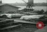 Immagine di Il francese 155 mm obici in fabbrica prima guerra mondiale Gironde Francia, 1918, secondo 62 filmato di repertorio 65675022481