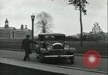 Immagine di Henry Ford e Andre Citroen Dearborn Michigan USA, 1930, secondo 50 filmato di repertorio 65675022483