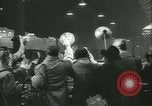 Immagine di Vice Presidente e signora Nixon Londra Inghilterra Regno Unito, 1958, secondo 29 filmato di repertorio 65675022485