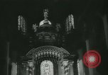 Immagine di Vice Presidente e signora Nixon Londra Inghilterra Regno Unito, 1958, secondo 37 filmato di repertorio 65675022485