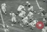 Standbild Baltimore Colts und Los Angeles Rams Baltimore Maryland USA, 1958, aus Sekunde 25 historischem Filmmaterial Videoclip 65675022488