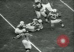 Standbild Baltimore Colts und Los Angeles Rams Baltimore Maryland USA, 1958, aus Sekunde 31 historischem Filmmaterial Videoclip 65675022488