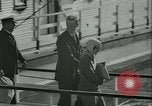 Immagine di Charles Augustus Lindbergh e onorevole Lindbergh United States USA, 1933, secondo 26 filmato di repertorio 65675022489