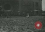 Standbild experimentelle Hubschrauber Brüssel Belgien, 1933, aus Sekunde 1 historischem Filmmaterial Videoclip 65675022492
