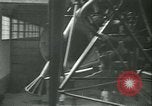 Standbild experimentelle Hubschrauber Brüssel Belgien, 1933, aus Sekunde 13 historischem Filmmaterial Videoclip 65675022492