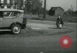 Standbild Motorroller United States USA, 1933, aus Sekunde 10 historischem Filmmaterial Videoclip 65675022493