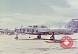 Immagine di Boeing B-47 bombardiere Stratojet Eglin Air Force Base Okaloosa County Florida USA, 1954, secondo 33 filmato di repertorio 65675022545
