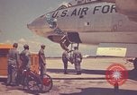 Standbild Oberst Michael N W McCoy Pinecastle Air Force Base Florida USA, 1957, aus Sekunde 16 historischem Filmmaterial Videoclip 65675022550