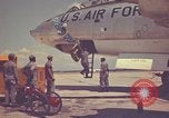 Standbild Oberst Michael N W McCoy Pinecastle Air Force Base Florida USA, 1957, aus Sekunde 19 historischem Filmmaterial Videoclip 65675022550