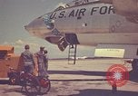 Standbild Oberst Michael N W McCoy Pinecastle Air Force Base Florida USA, 1957, aus Sekunde 30 historischem Filmmaterial Videoclip 65675022550