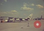 Standbild Douglas C-124 Globemaster II Pinecastle Air Force Base Florida USA, 1957, aus Sekunde 22 historischem Filmmaterial Videoclip 65675022551