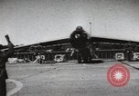Standbild Boeing B-47 Stratojet Bomber Wichita Kansas USA, 1957, aus Sekunde 1 historischem Filmmaterial Videoclip 65675022554