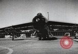 Standbild Boeing B-47 Stratojet Bomber Wichita Kansas USA, 1957, aus Sekunde 6 historischem Filmmaterial Videoclip 65675022554