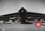 Standbild Boeing B-47 Stratojet Bomber Wichita Kansas USA, 1957, aus Sekunde 7 historischem Filmmaterial Videoclip 65675022554