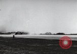 Standbild Boeing B-47 Stratojet Bomber Wichita Kansas USA, 1957, aus Sekunde 19 historischem Filmmaterial Videoclip 65675022554