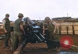 Standbild USA Soldaten Vietnam Khe Sanh, 1968, aus Sekunde 25 historischem Filmmaterial Videoclip 65675022555