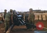 Standbild USA Soldaten Vietnam Khe Sanh, 1968, aus Sekunde 34 historischem Filmmaterial Videoclip 65675022555