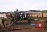 Standbild USA Soldaten Vietnam Khe Sanh, 1968, aus Sekunde 51 historischem Filmmaterial Videoclip 65675022555