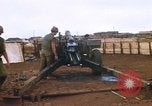 Standbild USA Soldaten Vietnam Khe Sanh, 1968, aus Sekunde 56 historischem Filmmaterial Videoclip 65675022555
