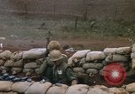 Standbild Vereinigten Staaten Marines Vietnam Khe Sanh, 1968, aus Sekunde 17 historischem Filmmaterial Videoclip 65675022558